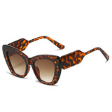 Oversized Sunglasses: Cat Eye 50's Style Sunglasses