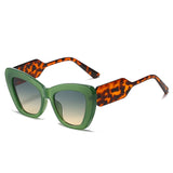 Oversized Sunglasses: Cat Eye 50's Style Sunglasses