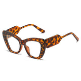 Oversized Sunglasses: Cat Eye 50's Style Sunglasses